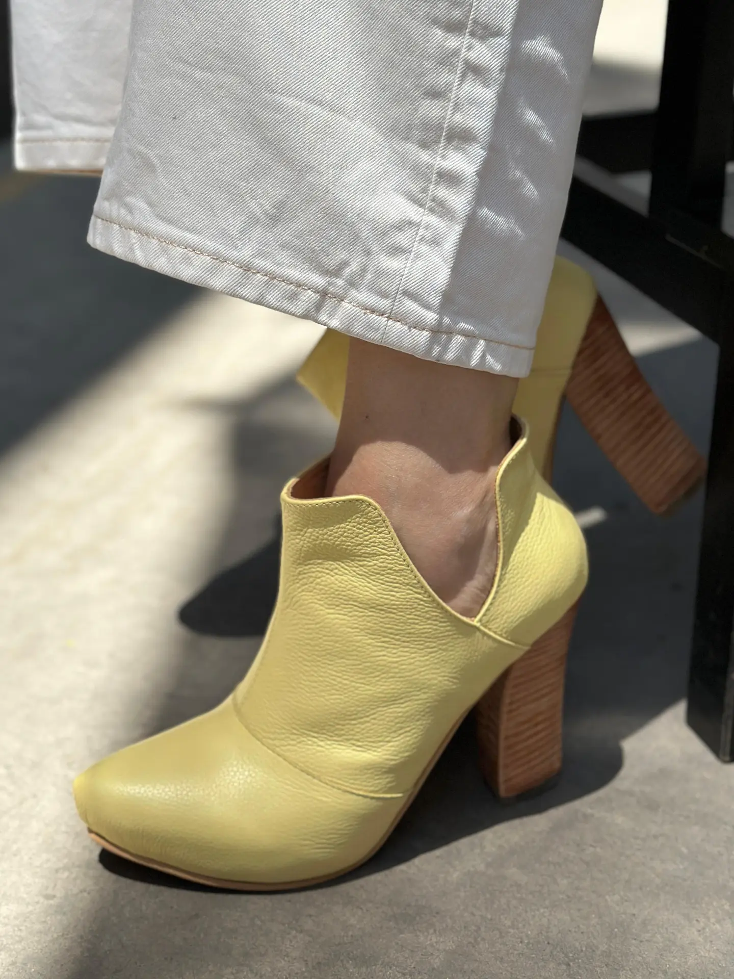 Barcelona Amarillo 1