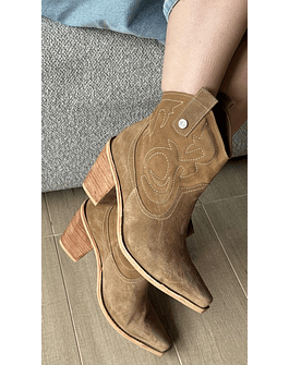Botas Trilacat Camel
