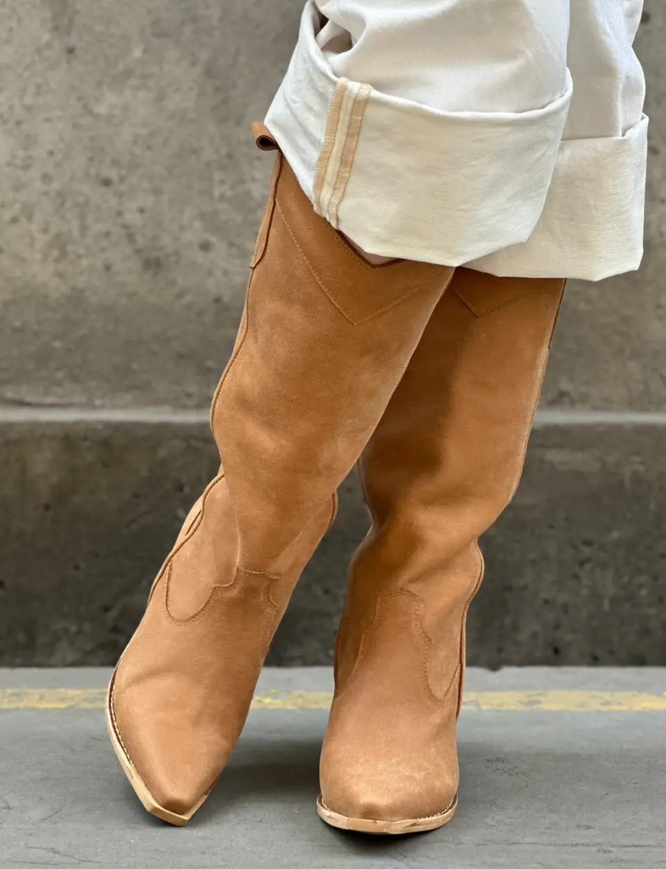 Arizona  Cuero Camel. 2