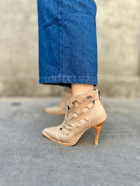 Botin Mandarinisima Beige