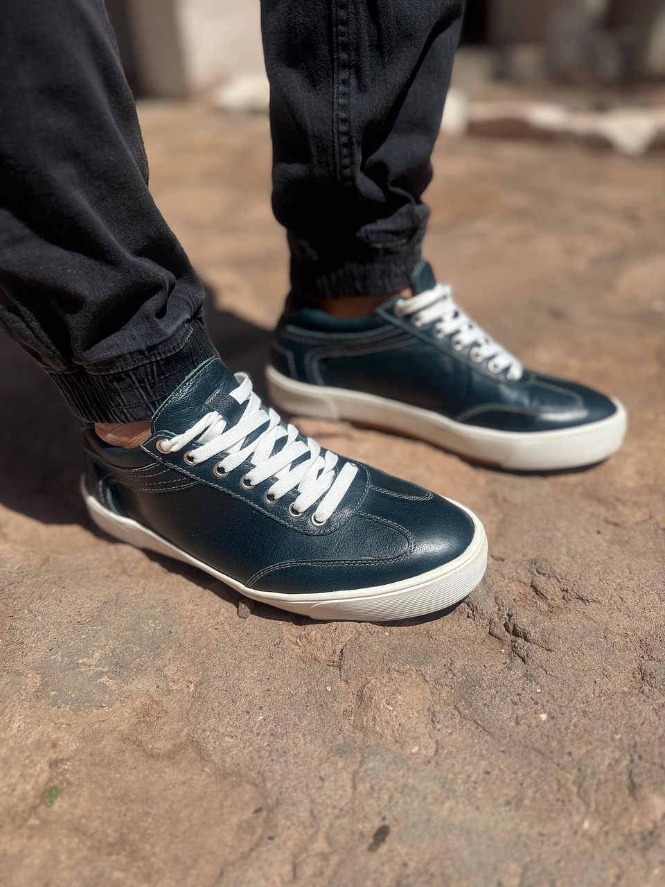 Zapas Vito Cuero Azul Petróleo  1