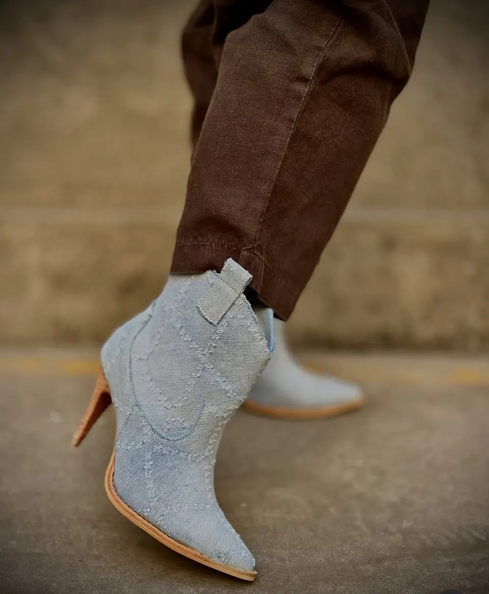 Trilacat Denim taco aguja 2