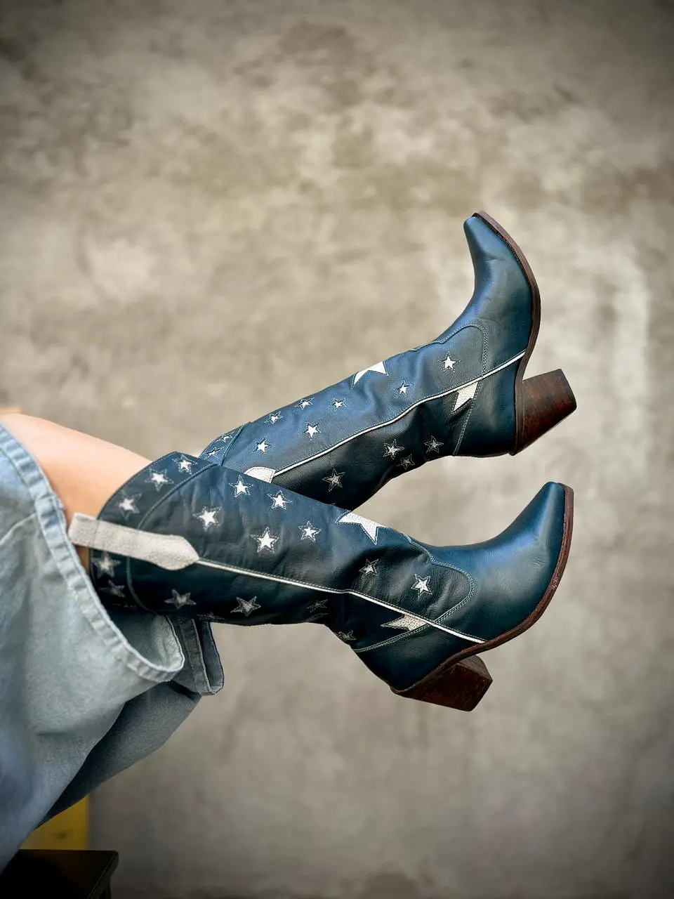 Lolla Azul Petróleo Taco Cafe 4