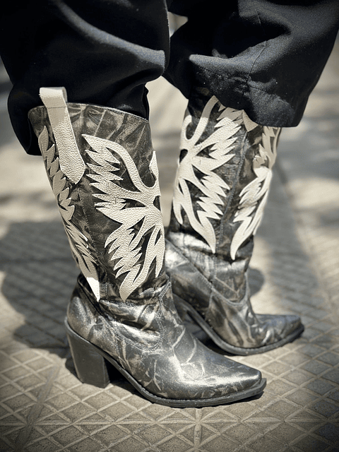 Botas Atacama Negro/ Beige