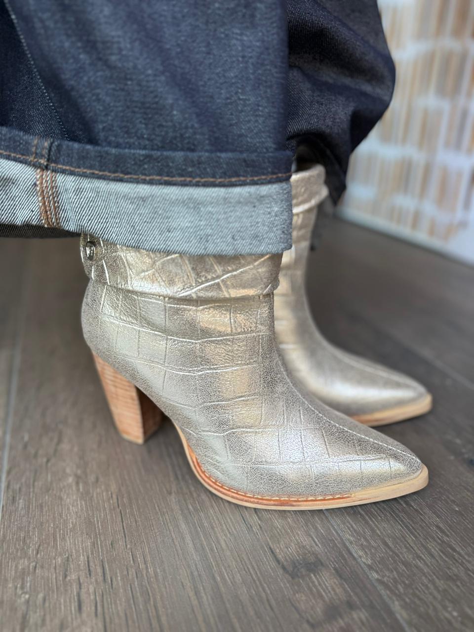 Malasia Fantasia Gold 3