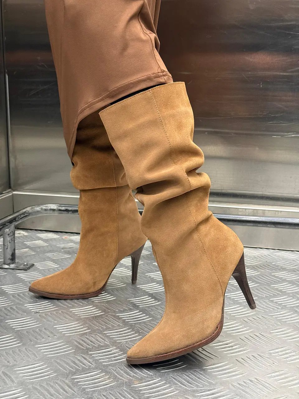 Zu Reno Camel 3