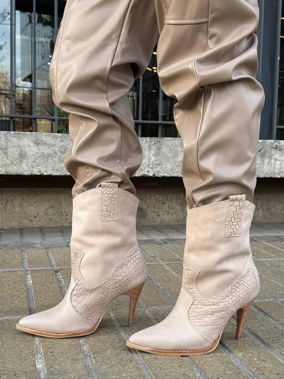 Kuky Beige 5