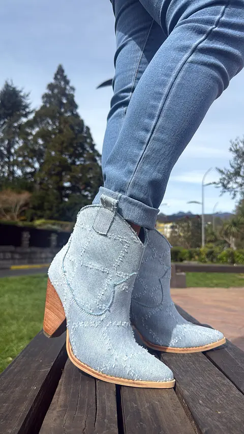 Trilacat Denim