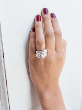 Neruda Conch Ring