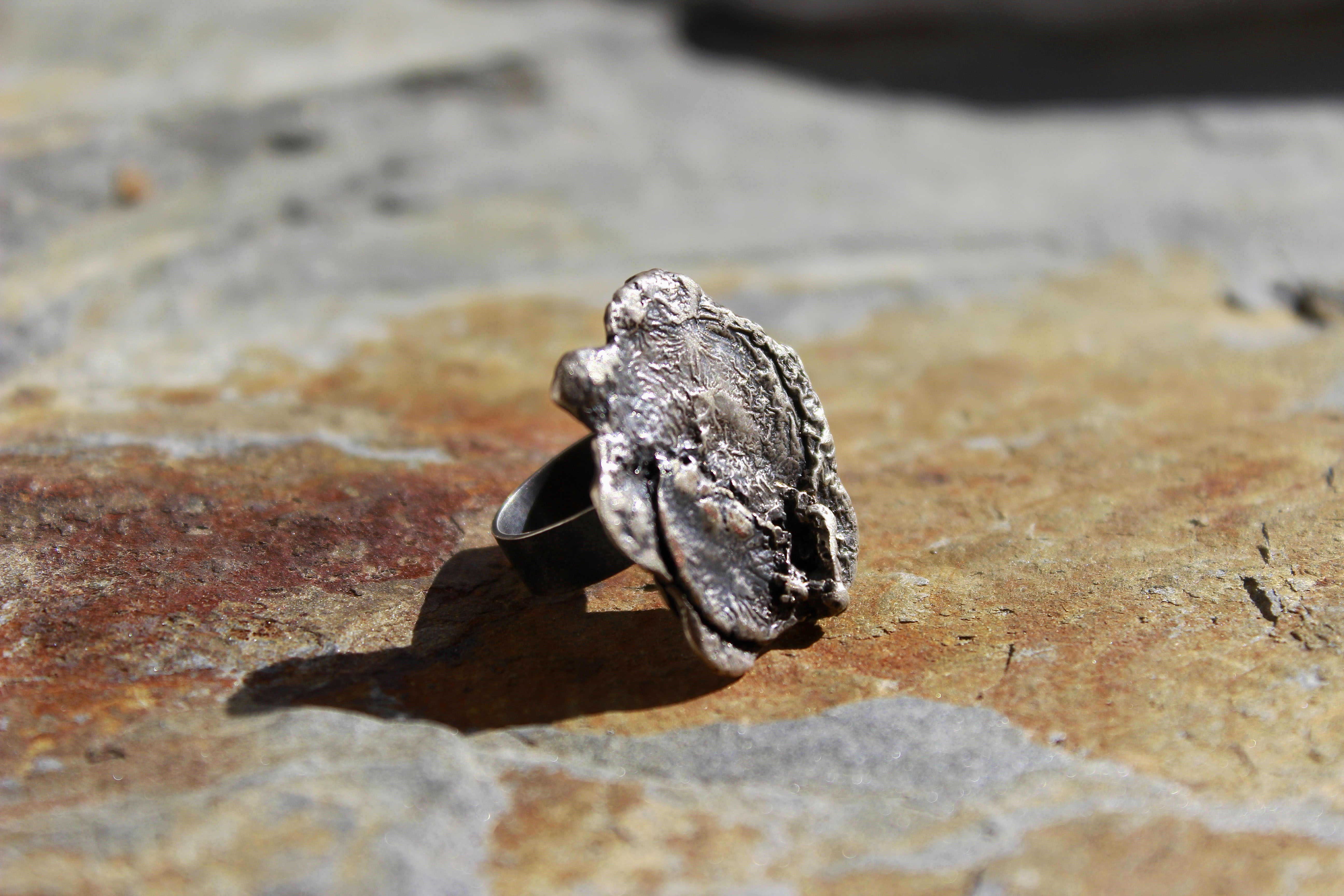 Lone Wolf Ring