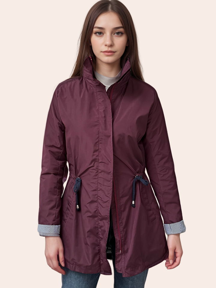 Parka Berenjena Clásica 2