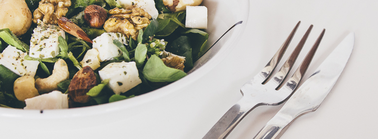 Ensalada De Berros Con Queso Fresco Y Frutos Secos