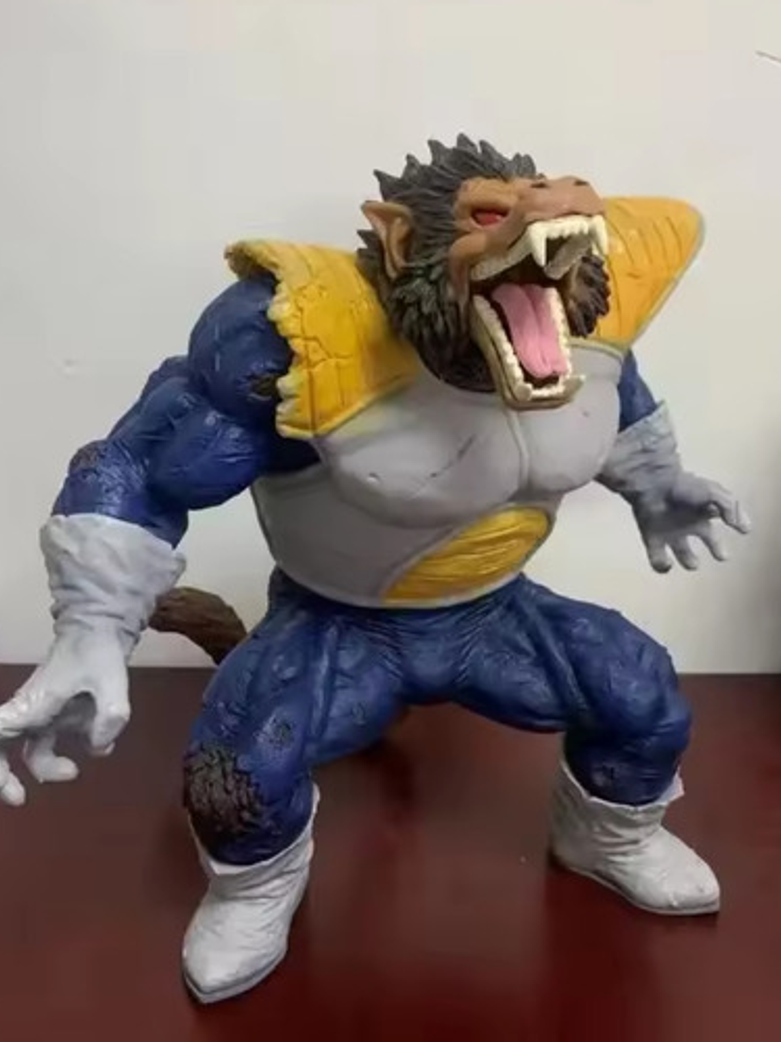 Figura Gorila Gigante De Oozaru Vegeta Dragon Ball No Box 2