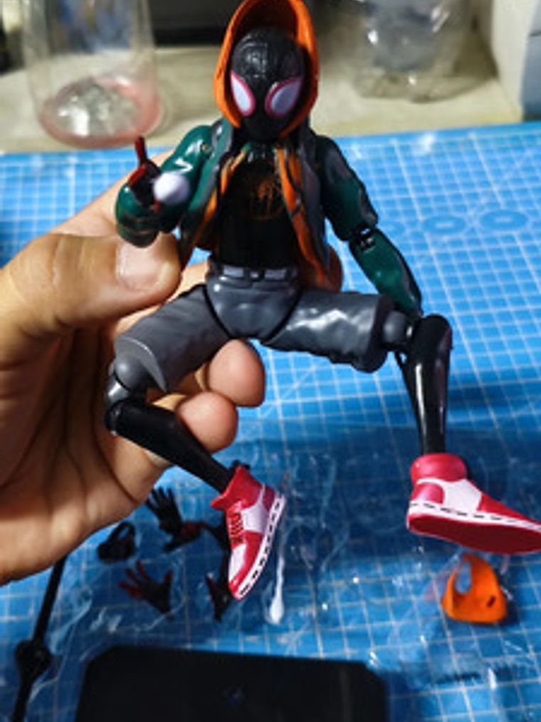 Figura Accion Miles Morales Spiderman Remate Sin Cambio 4