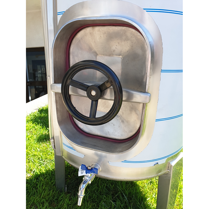 Cuba Inox 150 Litros Porta Lateral 2