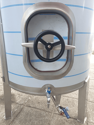 Cuba Inox 675 Litros Porta Lateral