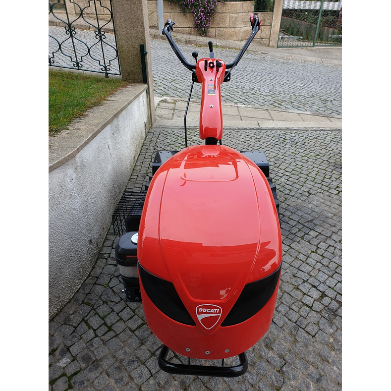Motocultivador Ducati 16cv A.E. 3