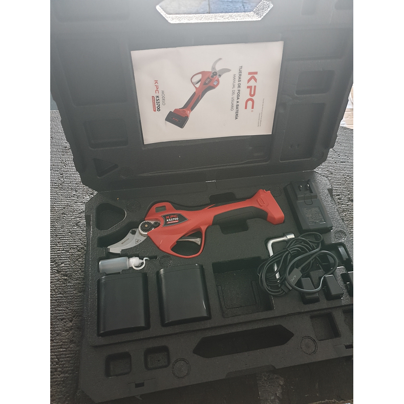 Tesoura Poda Bateria KS3700 C/3 BATERIAS  3