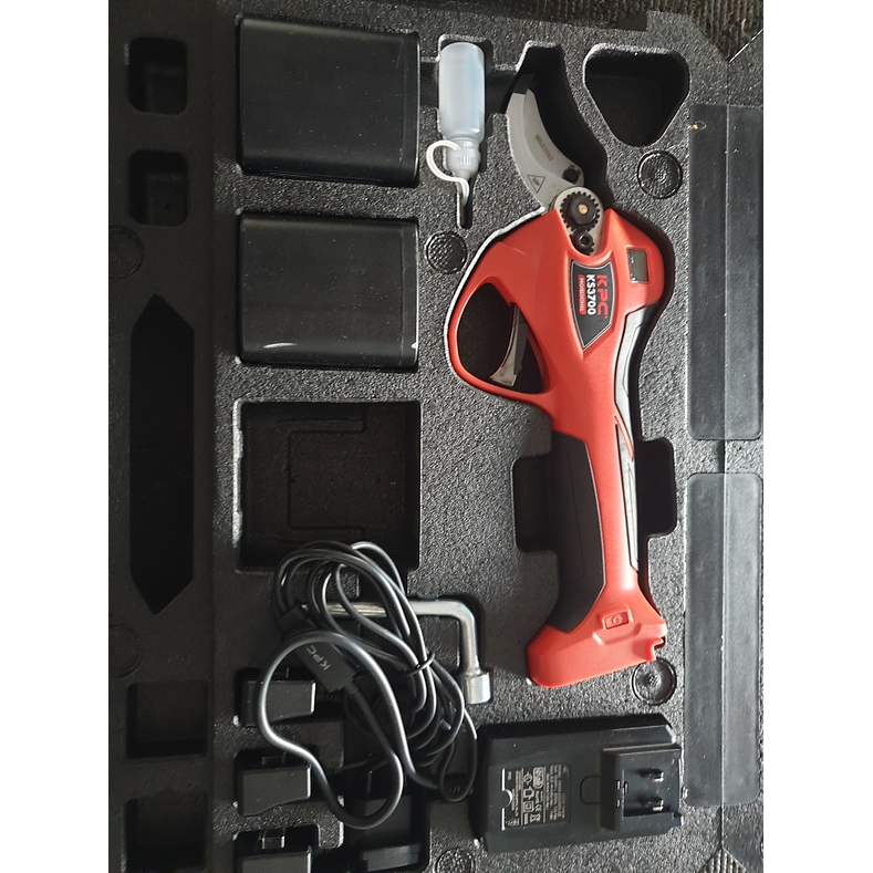 Tesoura Poda Bateria KS3700 C/3 BATERIAS  4