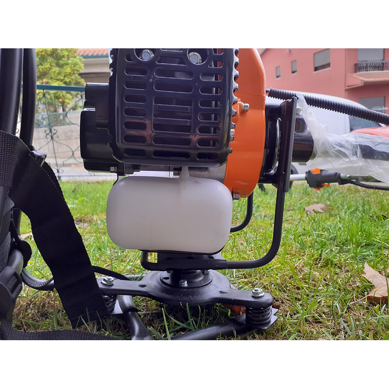 Roçadora Knk 43cc Flexível Costas Altas 5