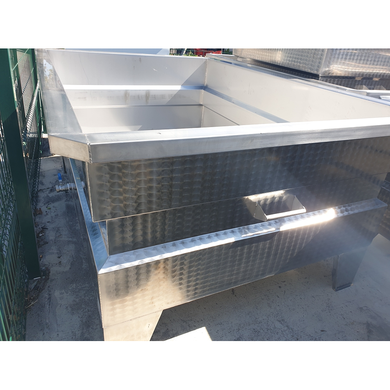 Lagar Inox 2000 Litros Chapa Italiana 1