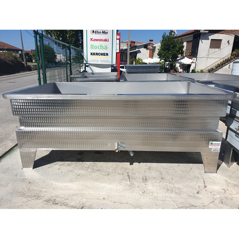 Lagar Inox 2500 Litros Chapa Italiana 1