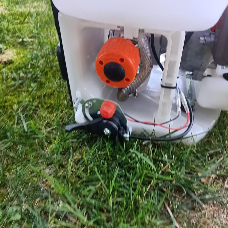 Motopulverizador KNK 2T 16 Litros 2