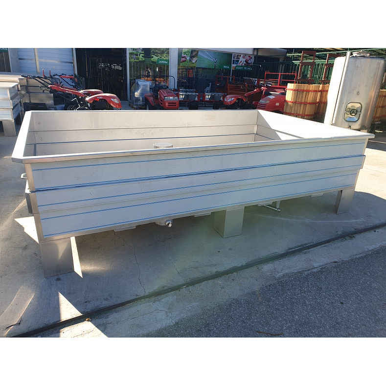 Lagar Inox 4000 Litros 1