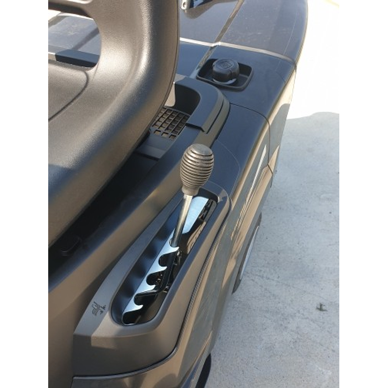 Trator Relva ALPINA MJ66 4E 5