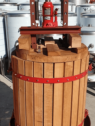  Prensa Hidráulica P/ Vinho 8T