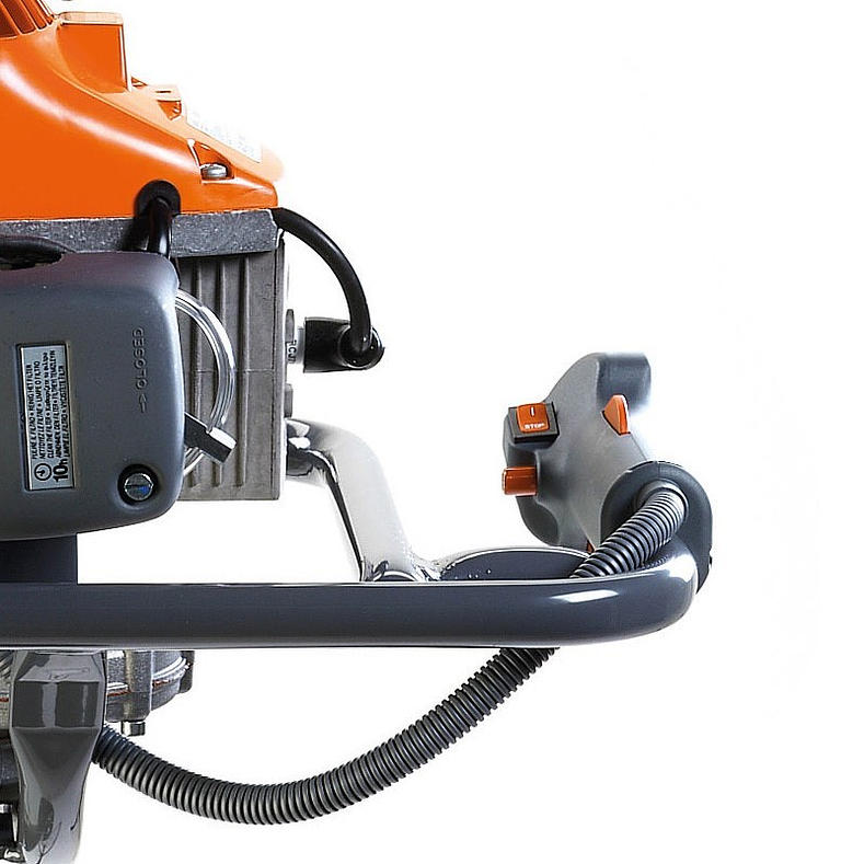 Brocadora Oleo-Mac MTL-51 5