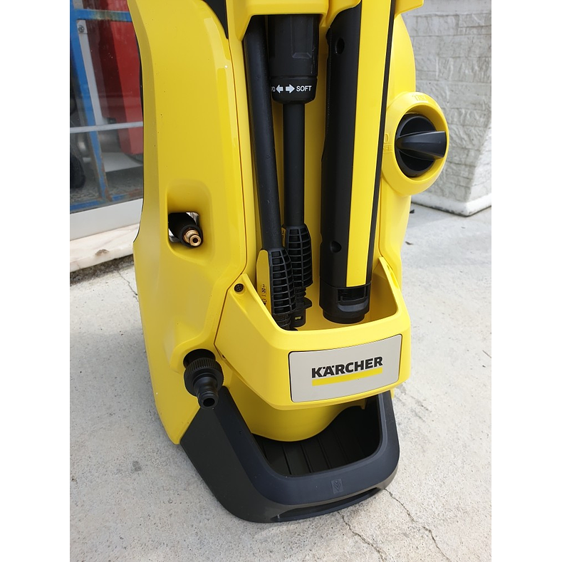 Lavadora KARCHER K4 Power Control 130Bar 4