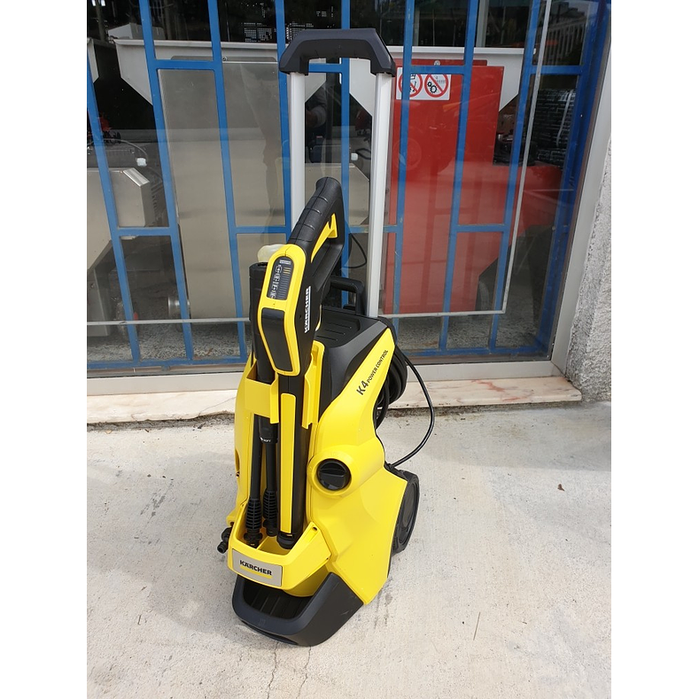 Lavadora KARCHER K4 Power Control 130Bar 7