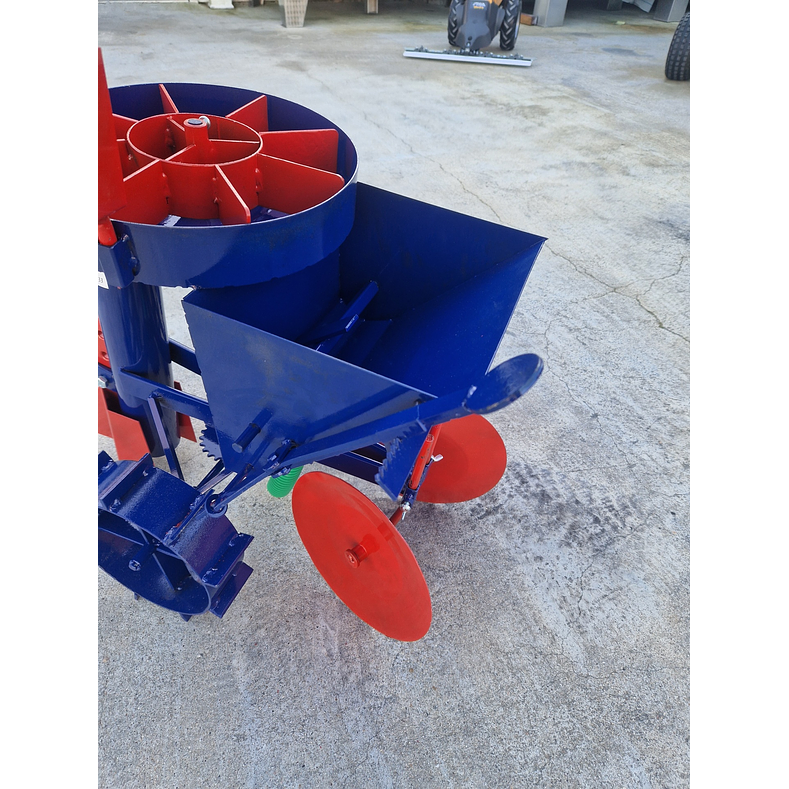 Semeador Batatas C/Adubador 3