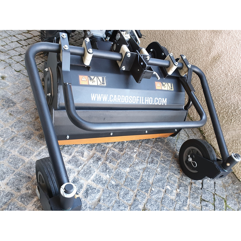 Capinadeira / Triturador Martelos Groway 60cm 2