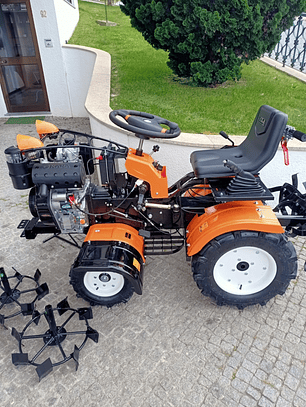 Mini Trator DIESEL  11HP Arranque Eletrico