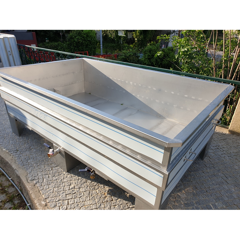 Lagar Inox 2500 Litros 1