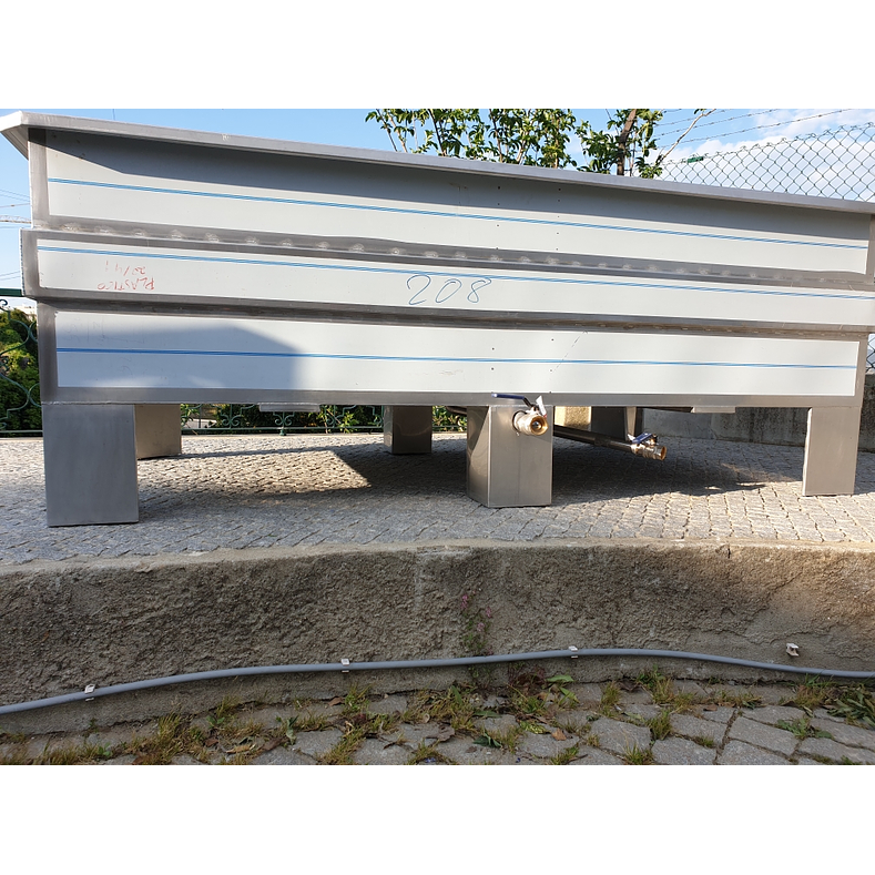 Lagar Inox 2500 Litros 8