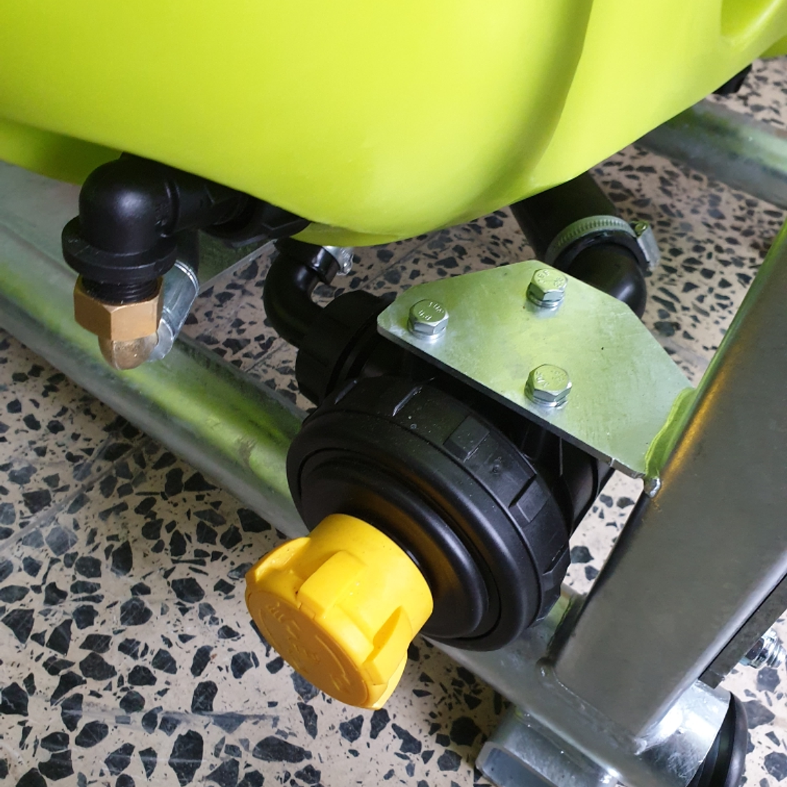 Pulverizador Rocha 300 Litros AR503 8