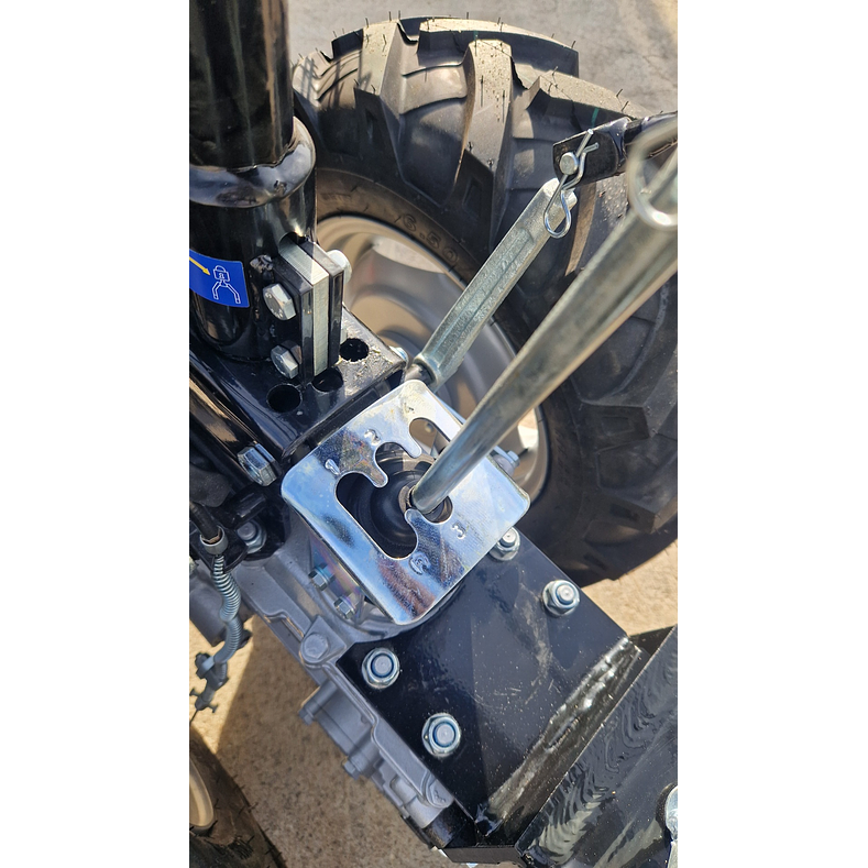 Motocultivador Goodyear 16CV A.E. 8