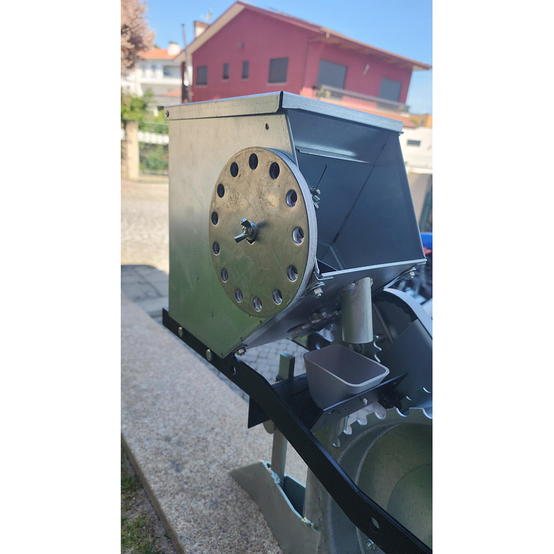 Semeador de milho de disco 3