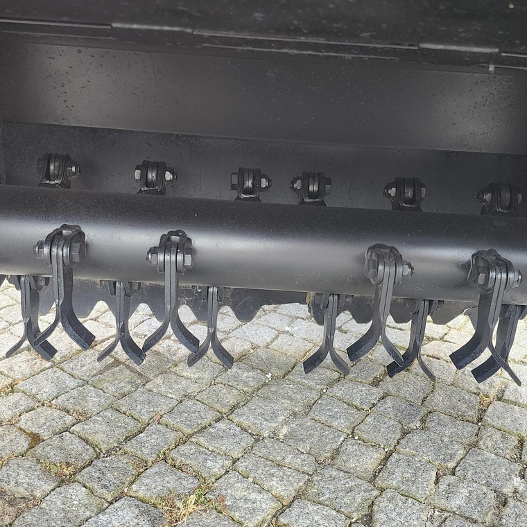 Motocultivador ROTECO c/ Triturador de Martelos Amura 7