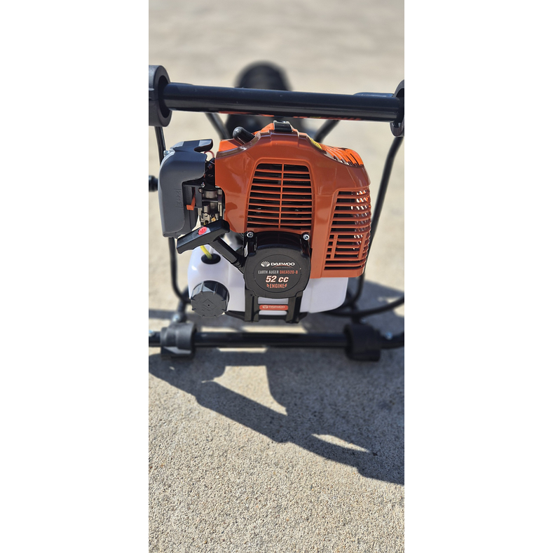 Perfurador de Solo a Gasolina DAEWOO 3