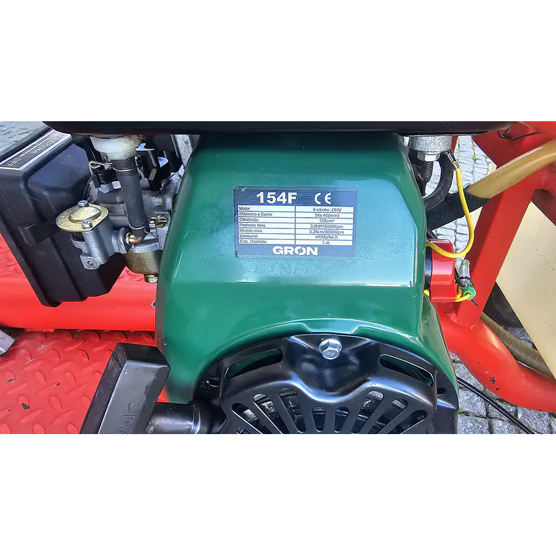 Pulverizador rebocável 120 litros usado 3