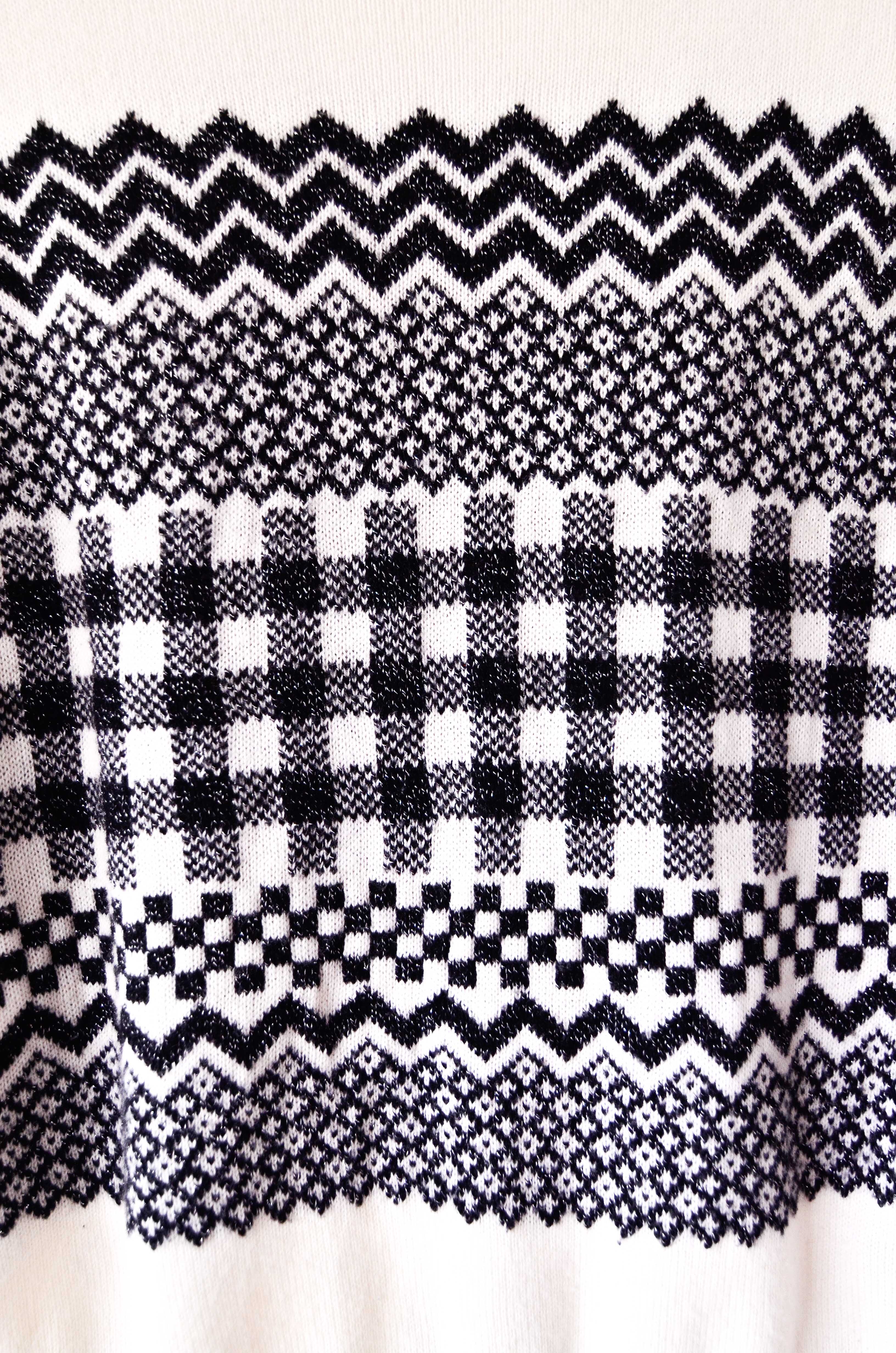 Sweater marfil y negro