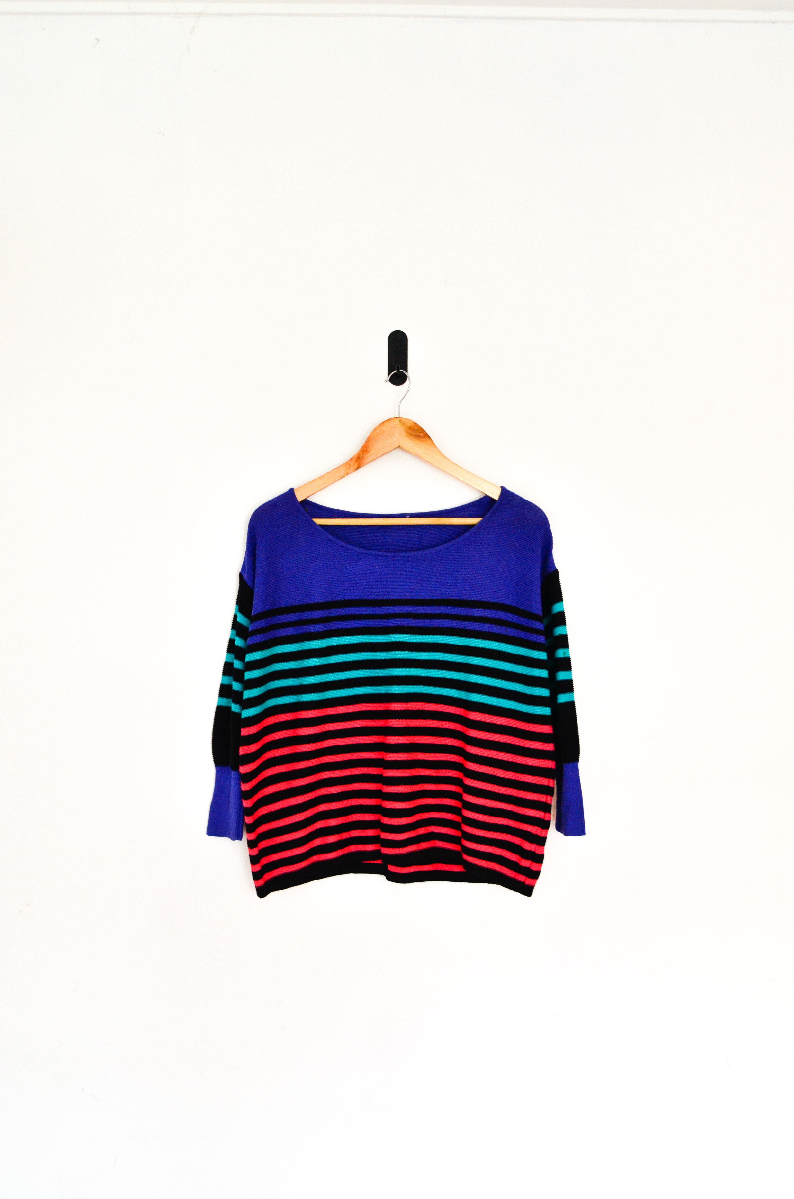 Sweater crop rayado multicolor
