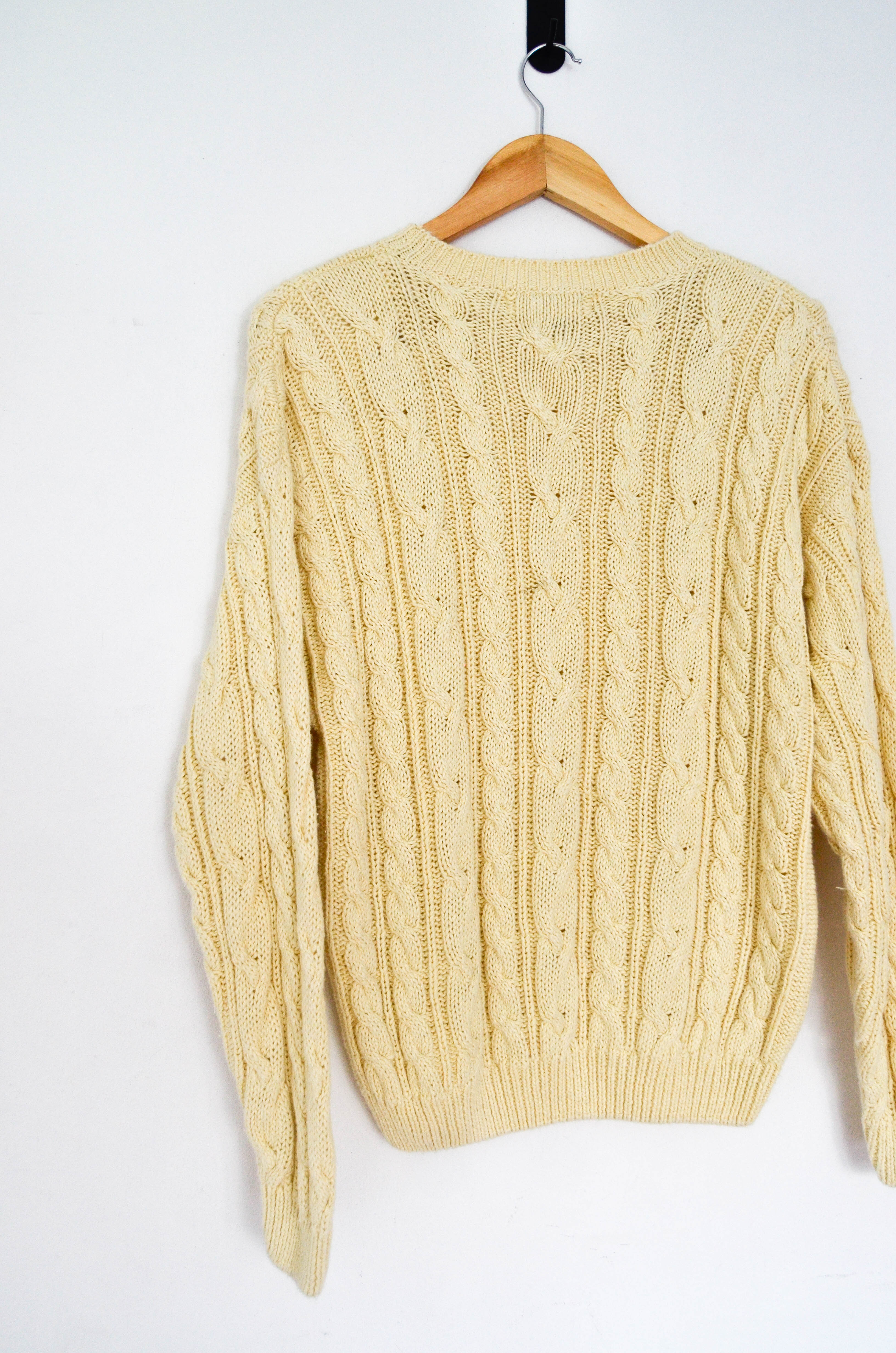 Sweater amarillo trenzado vintage