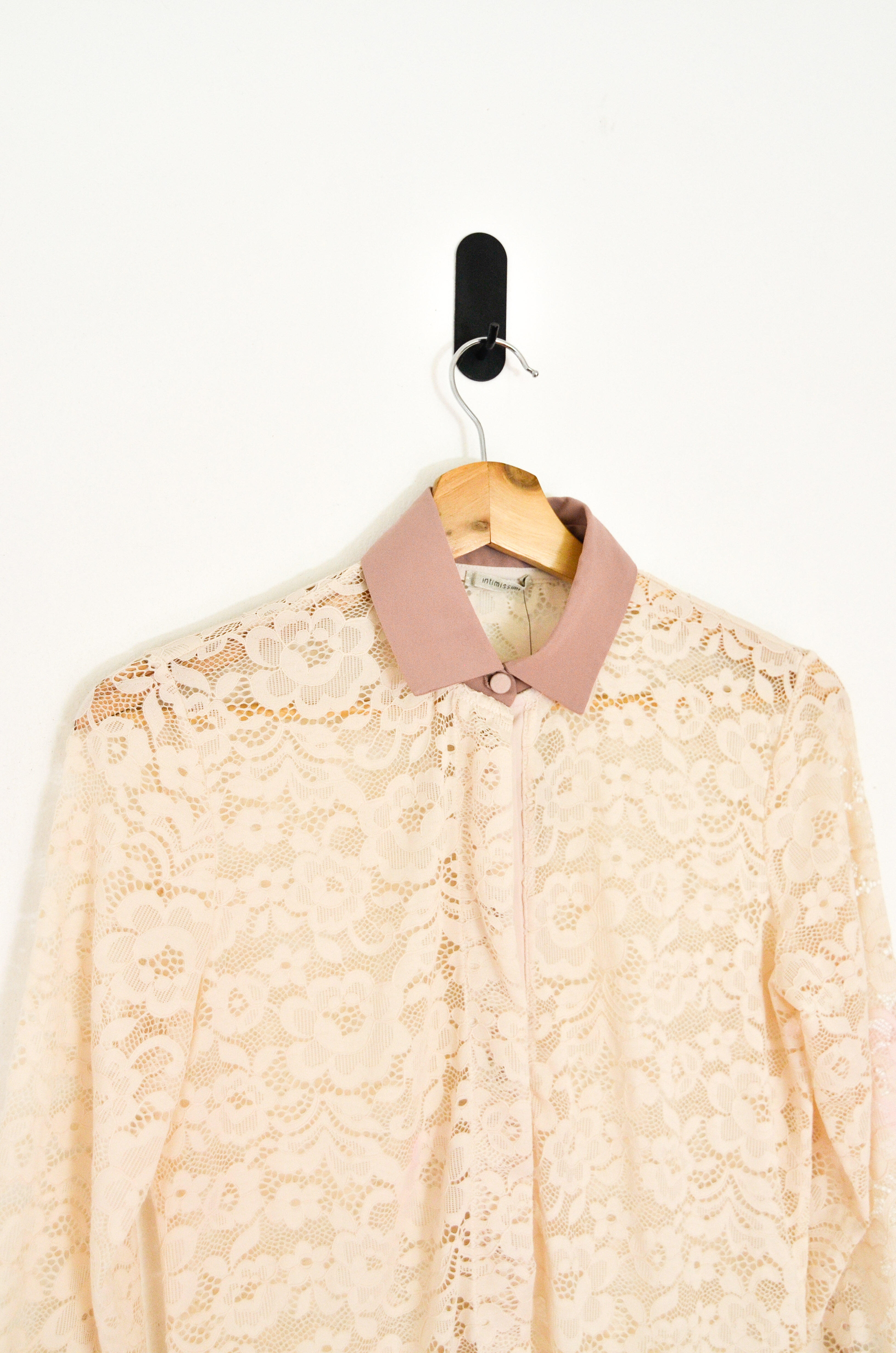 Blusa encaje beige