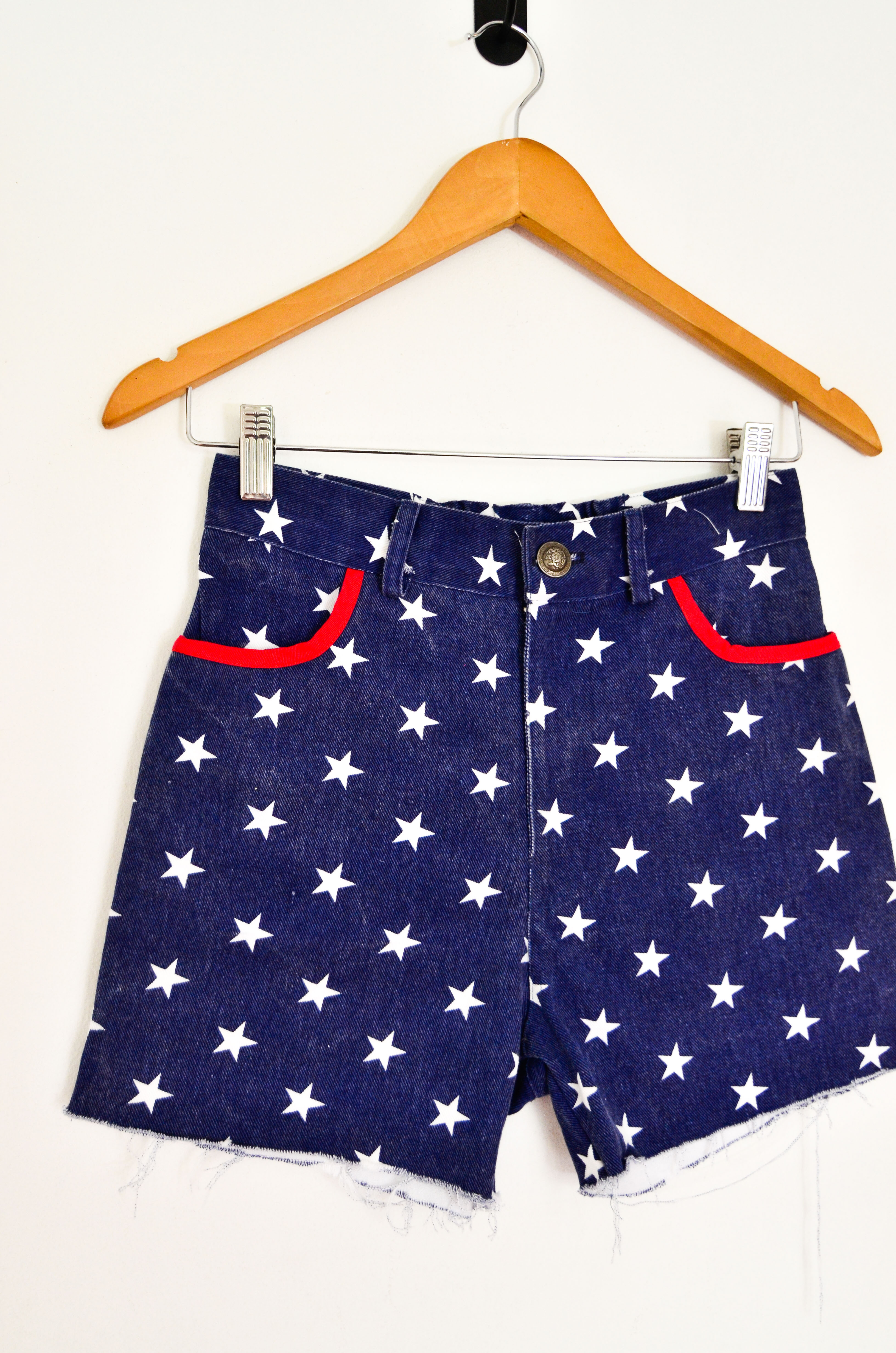 Short denim stars