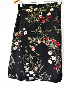 Falda black floral